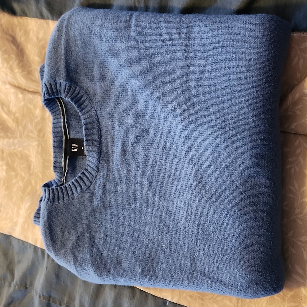 Sweaters-Updated Listing - Picture 6 of 7